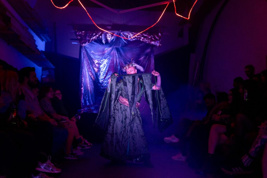 oblivian cabaret vaga mariana lopes 2